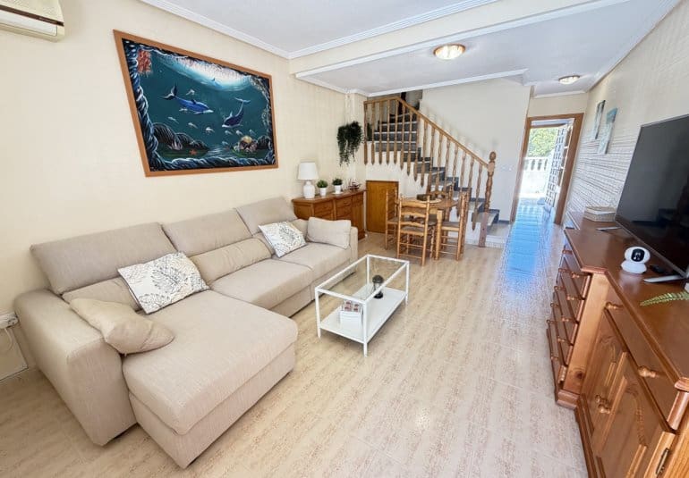 3 sypialnia Dom na sprzedaż w Playa Flamenca z basenem - 280 000 € (Ref: 9961747)