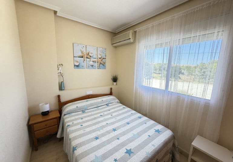 3 sypialnia Dom na sprzedaż w Playa Flamenca z basenem - 280 000 € (Ref: 9961747)