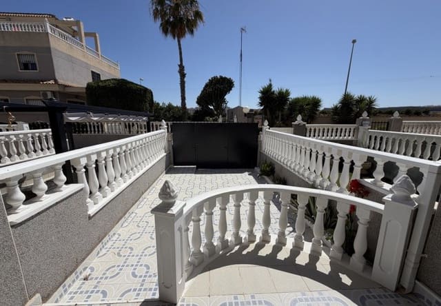 3 sypialnia Dom na sprzedaż w Playa Flamenca, Orihuela z basenem - 280 000 € (Ref: 9961747)