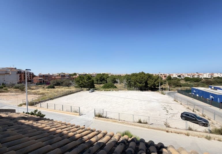 3 sypialnia Dom na sprzedaż w Playa Flamenca z basenem - 280 000 € (Ref: 9961747)