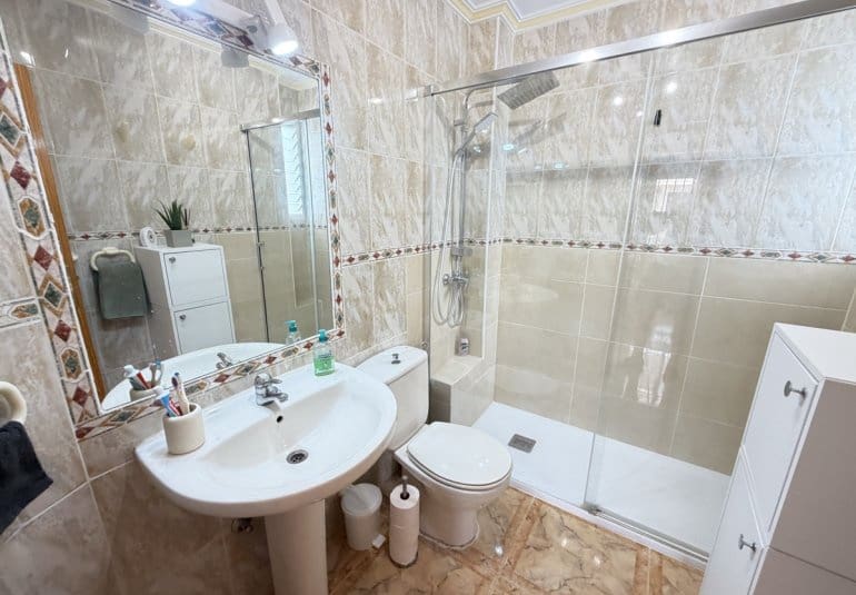 2 sovrum Lägenhet till salu i La Zenia med pool - 199 999 € (Ref: 9967118)