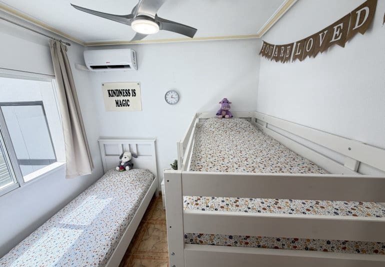 2 sovrum Lägenhet till salu i La Zenia med pool - 199 999 € (Ref: 9967118)