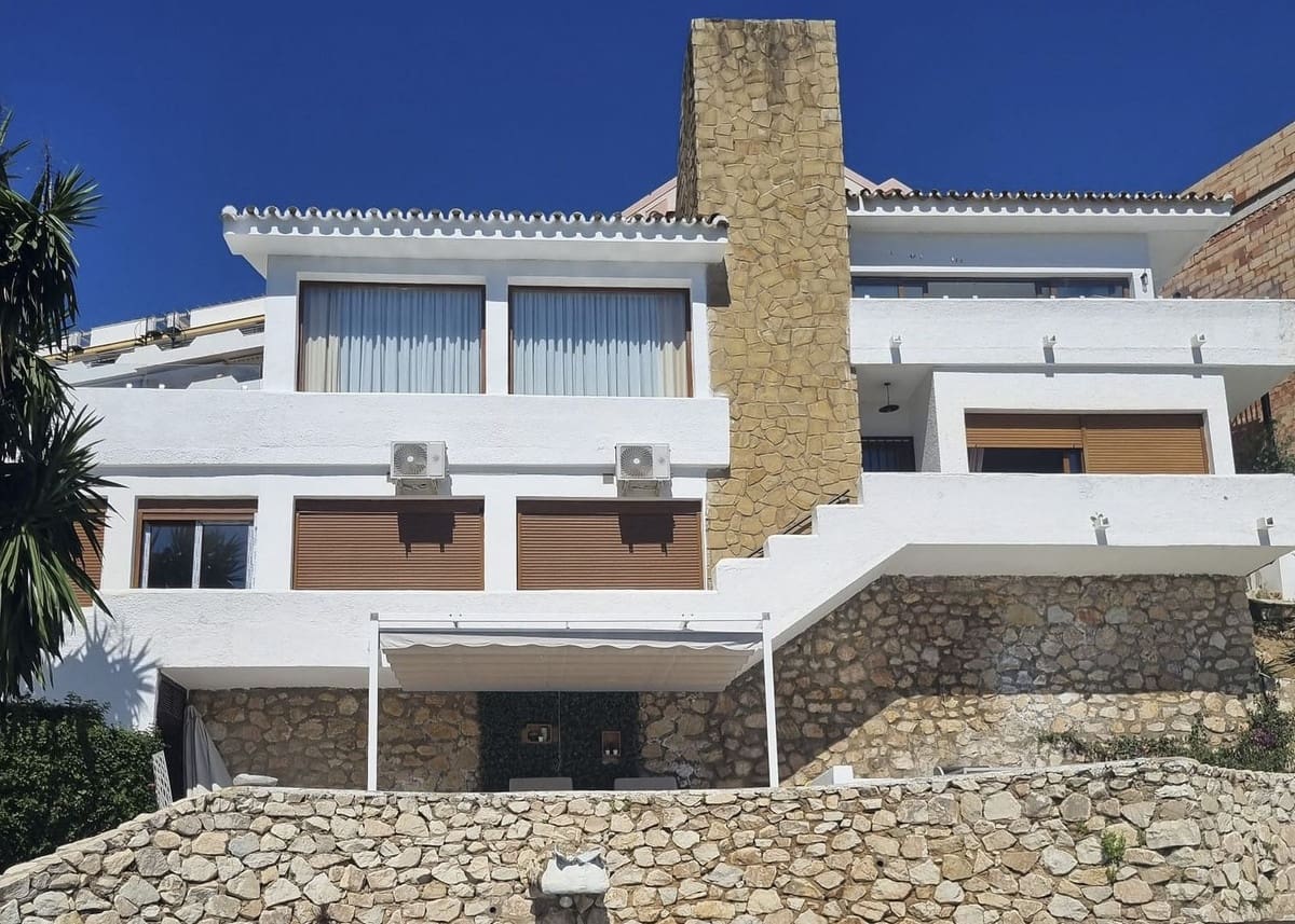 Chalet de 5 habitaciones en Benalmádena en venta con piscina garaje - 1.225.000 € (Ref: 10136510)