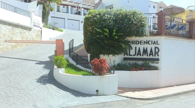 2 sypialnia Apartament na sprzedaż w Nerja z basenem garażem - 435 000 € (Ref: 10136512)