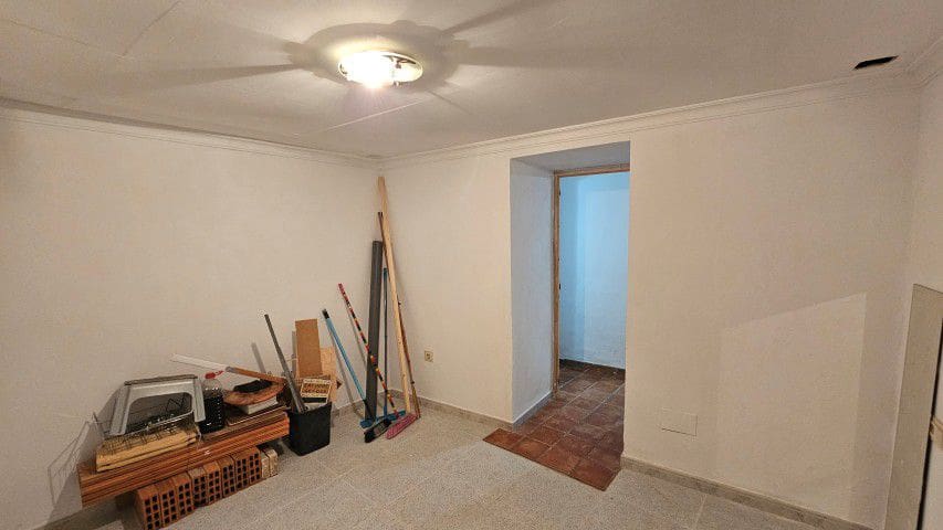 3 makuuhuone Omakotitalo myytävänä paikassa Seron - 75 000 € (Ref: 10003573)