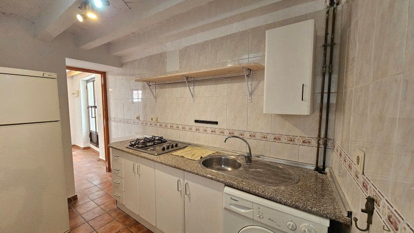 3 makuuhuone Omakotitalo myytävänä paikassa Seron - 75 000 € (Ref: 10003573)