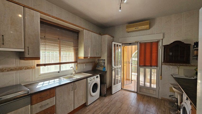 3 soveværelse Villa til salg i Arboleas med swimmingpool garage - € 215.000 (Ref: 10021225)