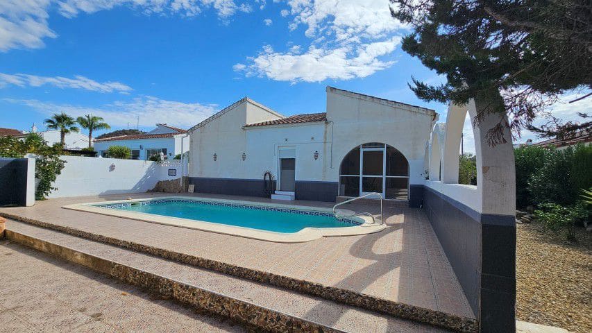 3 soveværelse Villa til salg i Arboleas med swimmingpool garage - € 215.000 (Ref: 10021225)