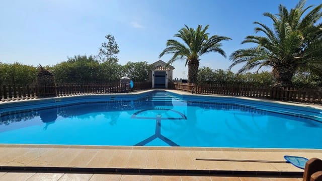 Finca/Casa Rural de 5 habitaciones en Huércal-Overa en venta con garaje - 485.000 € (Ref: 10029208)