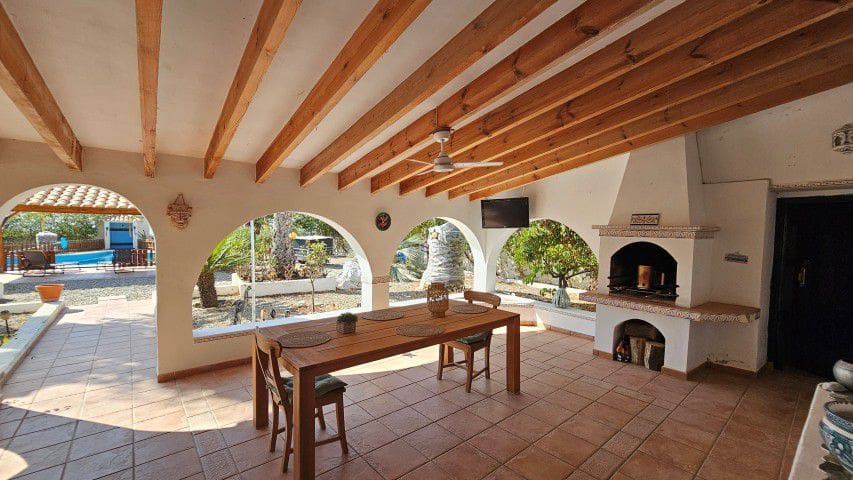 5 sovrum Finca/Hus på landet till salu i Huercal-Overa med garage - 485 000 € (Ref: 10029208)