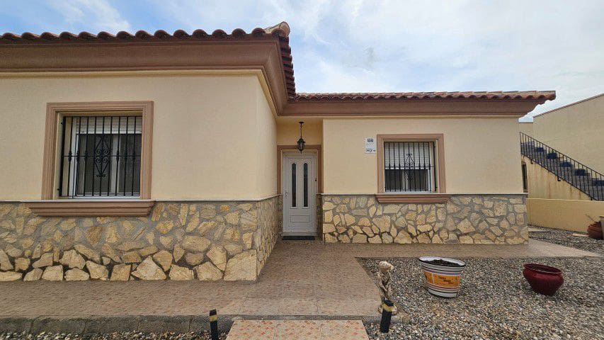 3 slaapkamer Villa te koop in La Piedra Amarilla - € 239.950 (Ref: 10089131)