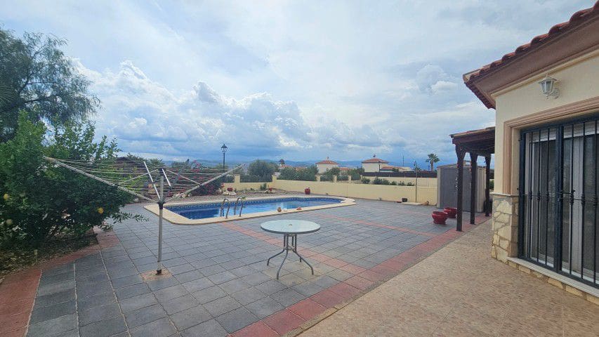 3 slaapkamer Villa te koop in La Piedra Amarilla - € 239.950 (Ref: 10089131)