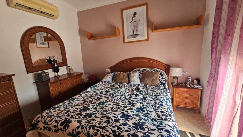 3 slaapkamer Villa te koop in La Piedra Amarilla - € 239.950 (Ref: 10089131)