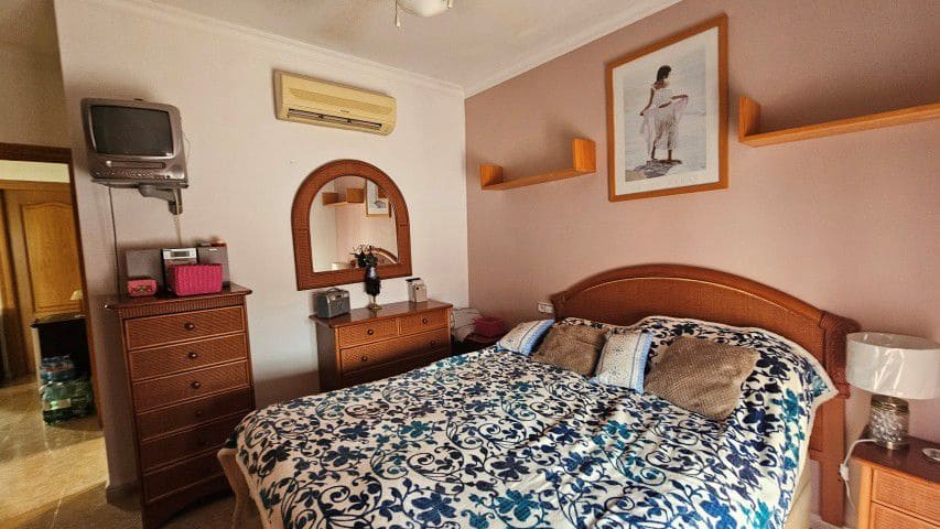 3 slaapkamer Villa te koop in La Piedra Amarilla - € 239.950 (Ref: 10089131)