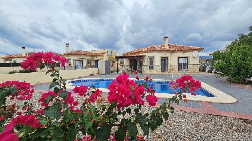 3 slaapkamer Villa te koop in La Piedra Amarilla - € 239.950 (Ref: 10089131)