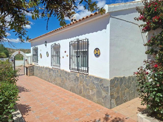 3 slaapkamer Villa te koop in Arboleas met zwembad garage - € 249.999 (Ref: 10141835)
