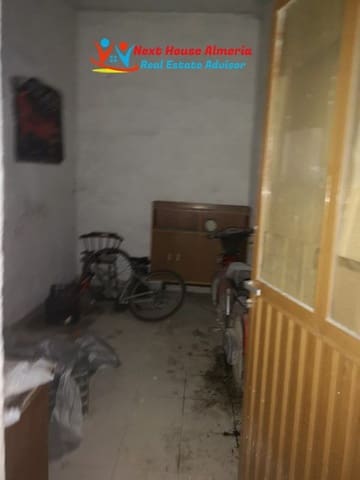 Företag till salu i Fines med garage - 89 995 € (Ref: 5121667)