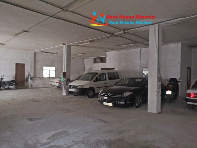 Företag till salu i Fines med garage - 89 995 € (Ref: 5121667)