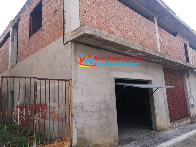 Bedrift til salgs i Fines med garasje - € 89 995 (Ref: 5121667)