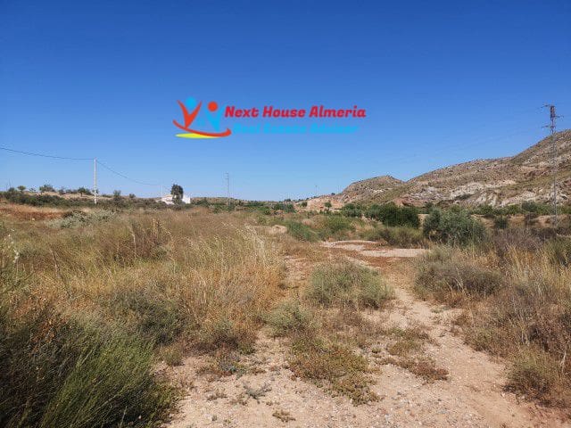 Finca/Country House for sale in Albox - € 29,950 (Ref: 5336655)