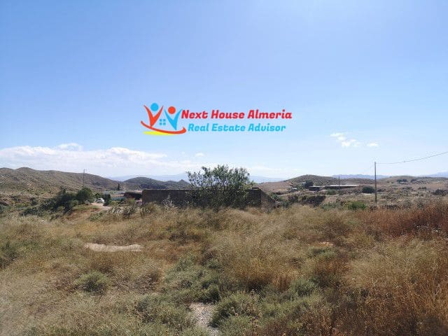 Finca/Country House for sale in Albox - € 29,950 (Ref: 5336655)