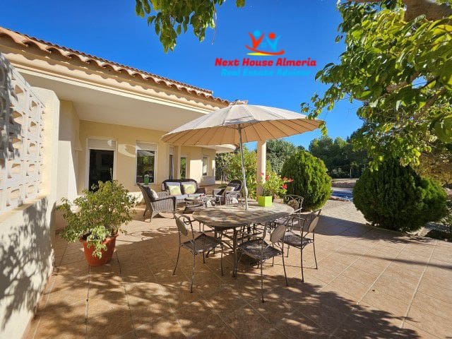 4 soveværelse Villa til salg i Vera med garage - € 695.000 (Ref: 5555425)