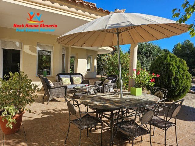 4 soveværelse Villa til salg i Vera med garage - € 695.000 (Ref: 5555425)