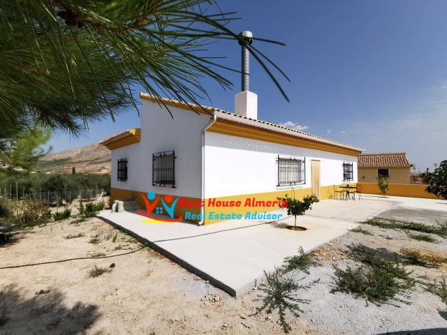 3 chambre Finca/Maison de Campagne à vendre à Velez-Blanco avec garage - 245 000 € (Ref: 5598092)