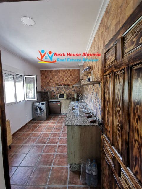 3 chambre Finca/Maison de Campagne à vendre à Velez-Blanco avec garage - 245 000 € (Ref: 5598092)