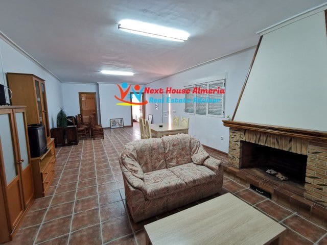 3 chambre Finca/Maison de Campagne à vendre à Velez-Blanco avec garage - 245 000 € (Ref: 5598092)