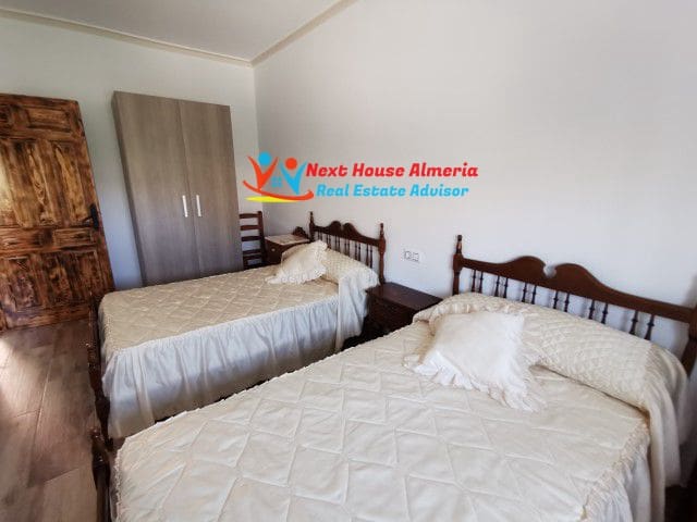 3 chambre Finca/Maison de Campagne à vendre à Velez-Blanco avec garage - 245 000 € (Ref: 5598092)