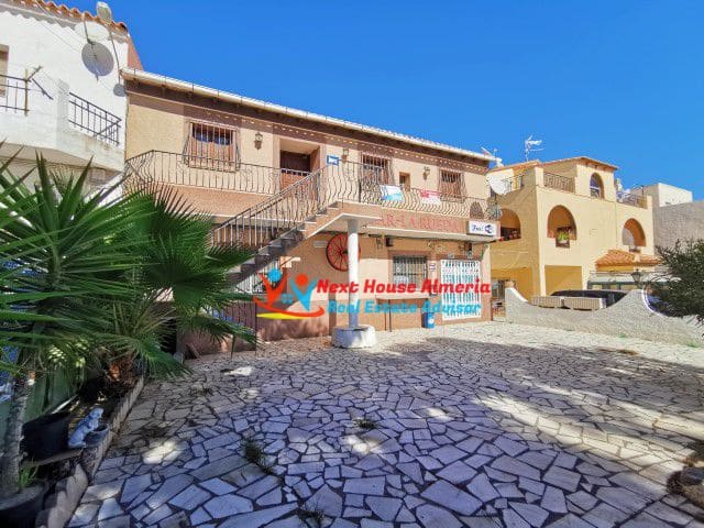 Business for sale in Los Gallardos - € 385,000 (Ref: 5883891)