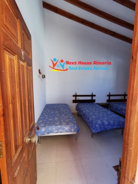 Business for sale in Los Gallardos - € 385,000 (Ref: 5883891)