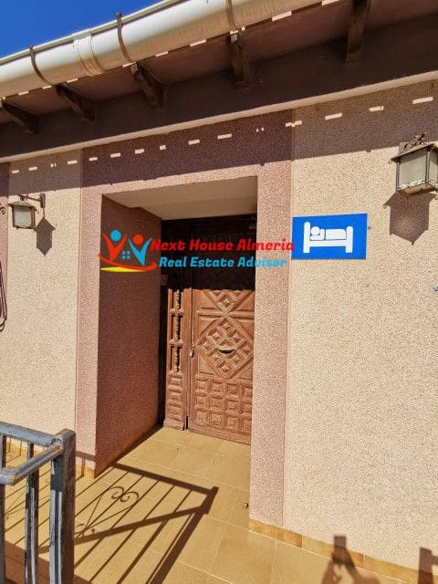 Business for sale in Los Gallardos - € 385,000 (Ref: 5883891)