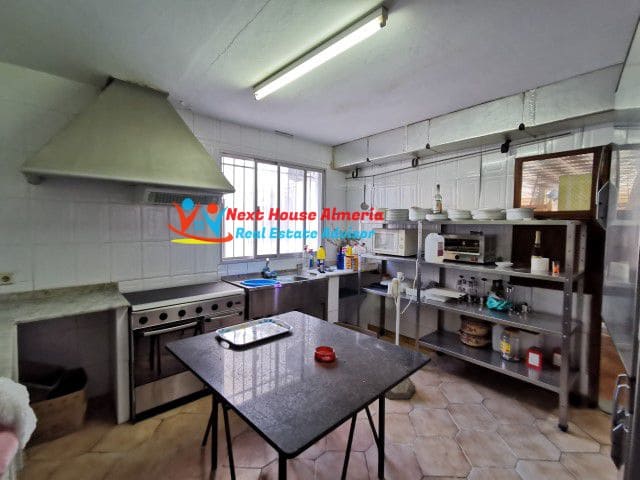 Business for sale in Los Gallardos - € 385,000 (Ref: 5883891)