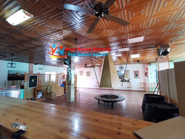 Business for sale in Los Gallardos - € 385,000 (Ref: 5883891)