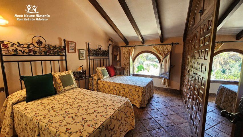 4 soveværelse Villa til salg i Chercos med garage - € 499.950 (Ref: 6293749)