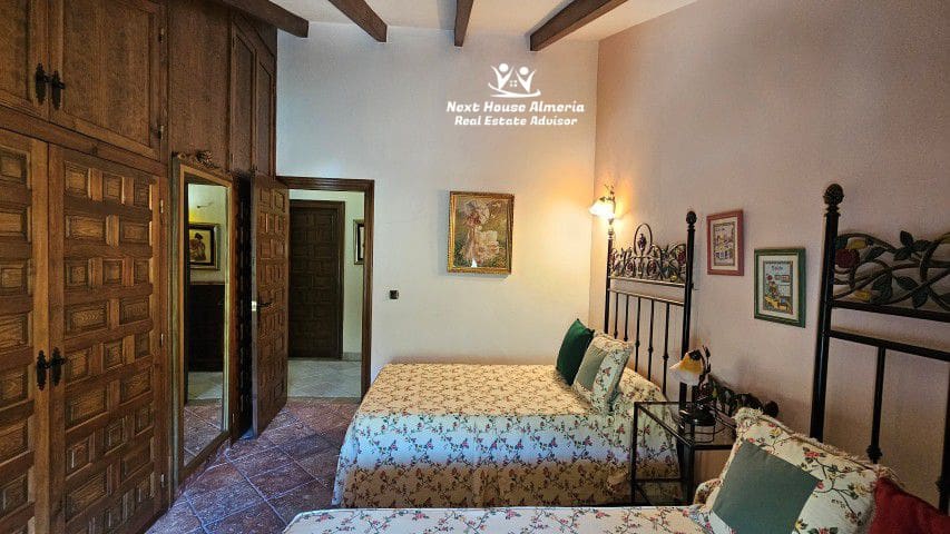 4 soveværelse Villa til salg i Chercos med garage - € 499.950 (Ref: 6293749)