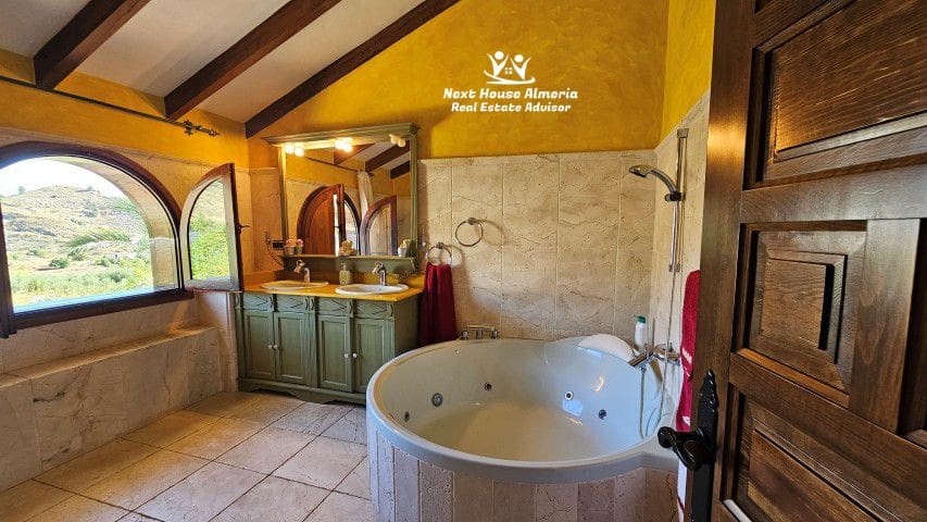 4 soveværelse Villa til salg i Chercos med garage - € 499.950 (Ref: 6293749)