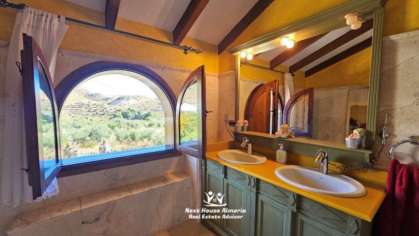 4 soveværelse Villa til salg i Chercos med garage - € 499.950 (Ref: 6293749)