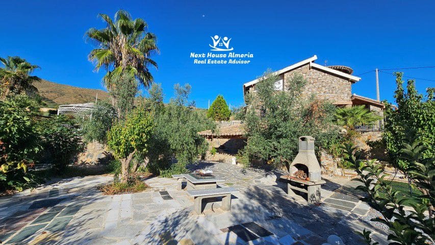 4 soveværelse Villa til salg i Chercos med garage - € 499.950 (Ref: 6293749)