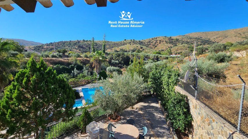 4 soveværelse Villa til salg i Chercos med garage - € 499.950 (Ref: 6293749)