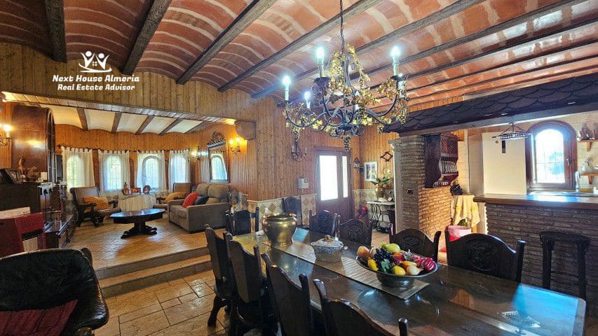 4 soveværelse Villa til salg i Chercos med garage - € 499.950 (Ref: 6293749)