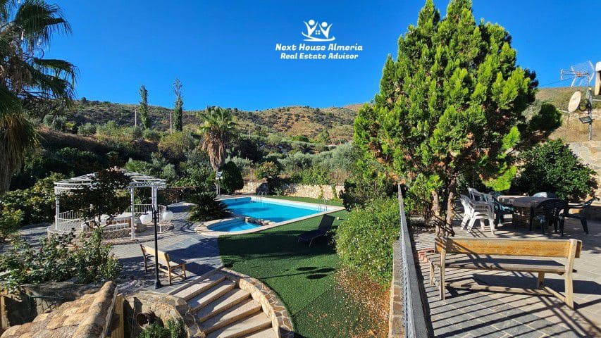 4 soveværelse Villa til salg i Chercos med garage - € 499.950 (Ref: 6293749)