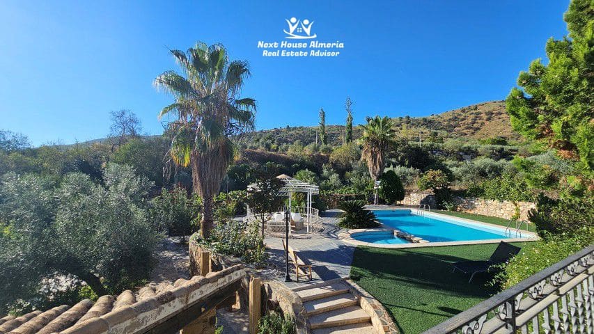 4 soveværelse Villa til salg i Chercos med garage - € 499.950 (Ref: 6293749)