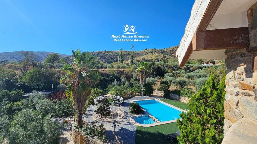 4 soveværelse Villa til salg i Chercos med garage - € 499.950 (Ref: 6293749)