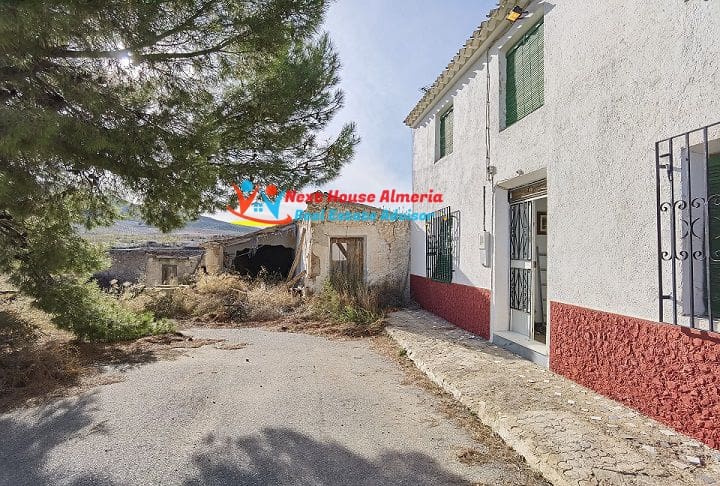6 slaapkamer Finca/Landhuis te koop in Oria - € 129.995 (Ref: 6442830)
