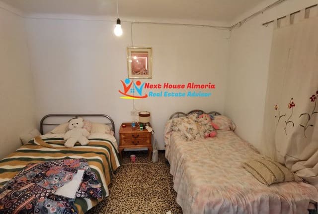 6 slaapkamer Finca/Landhuis te koop in Oria - € 129.995 (Ref: 6442830)