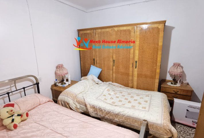 6 slaapkamer Finca/Landhuis te koop in Oria - € 129.995 (Ref: 6442830)