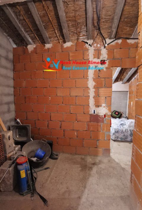 6 slaapkamer Finca/Landhuis te koop in Oria - € 129.995 (Ref: 6442830)